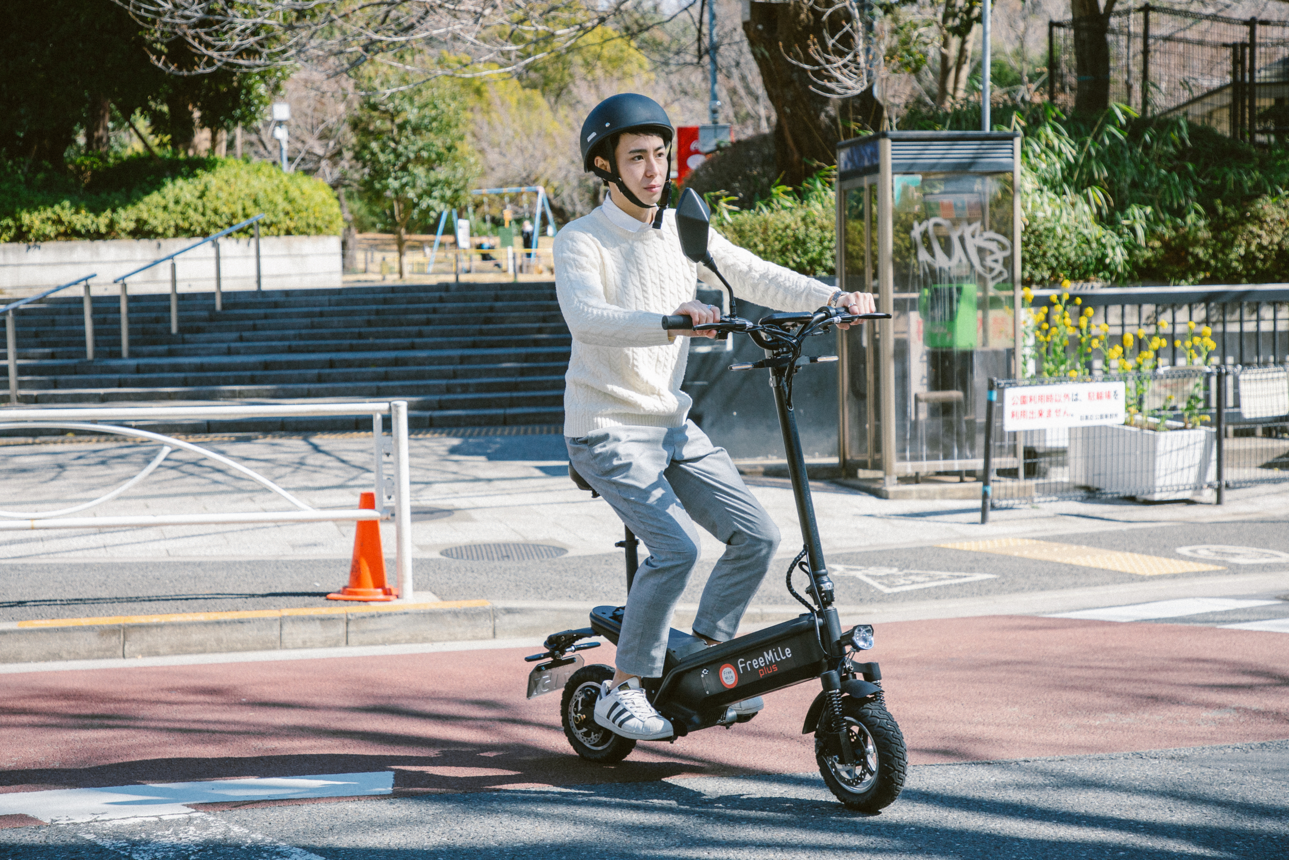 電動キックボードのヘルメット着用は努力義務！法改正について紹介