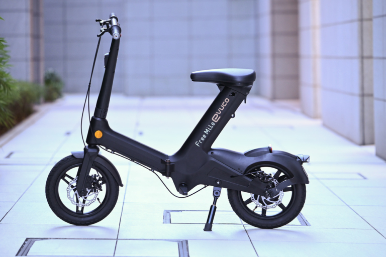 FreeMile フリーマイル フリーマイルプラス 電動バイク 自転車 立ち乗りもできる電動バイクFree Mile plus 待望の再入荷販売