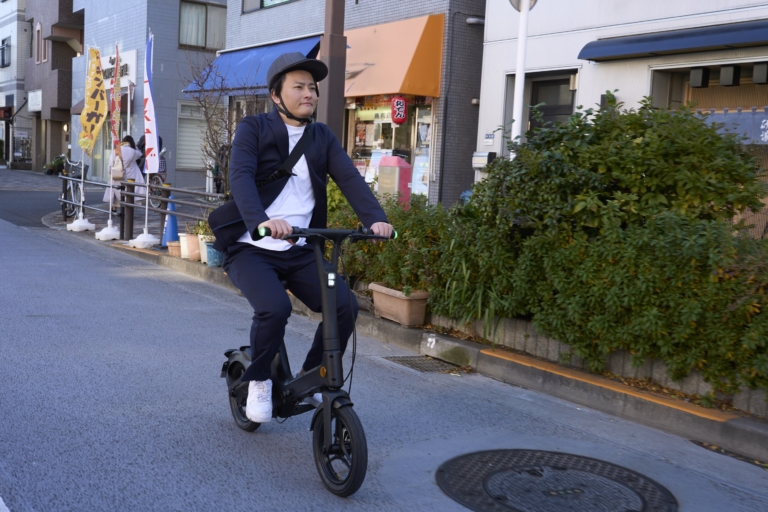 大阪・東三国で「特定小型原付」試乗！免許不要の電動モビリティ「evuco（イブコ）」を体験